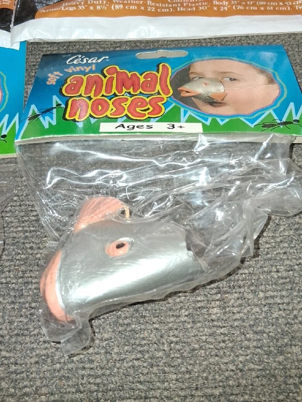 Halloween Set 2 6 Ft Pumpkin Men & 2 Costume Animal Noses
